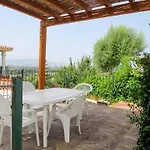 Borgo Le Logge Aparthotel