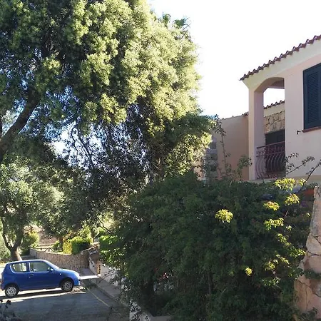 Borgo Le Logge Aparthotel