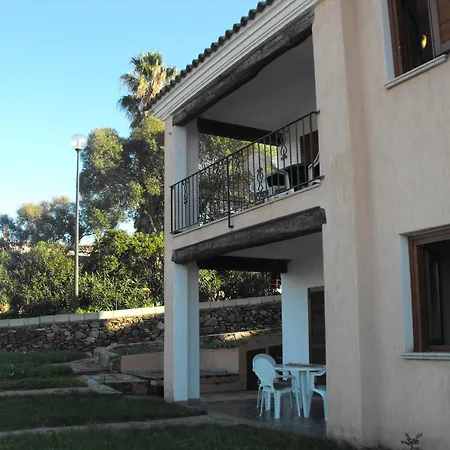 Borgo Le Logge Aparthotel 3*