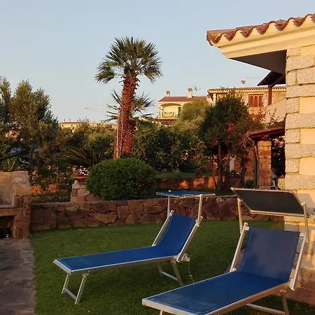 Borgo Le Logge Aparthotel Budoni